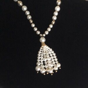 Vintage Retro Faux Pearl Necklace